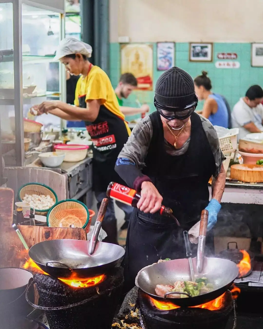 Bangkok-Bangkok’s Irresistible Food Stalls Street Food