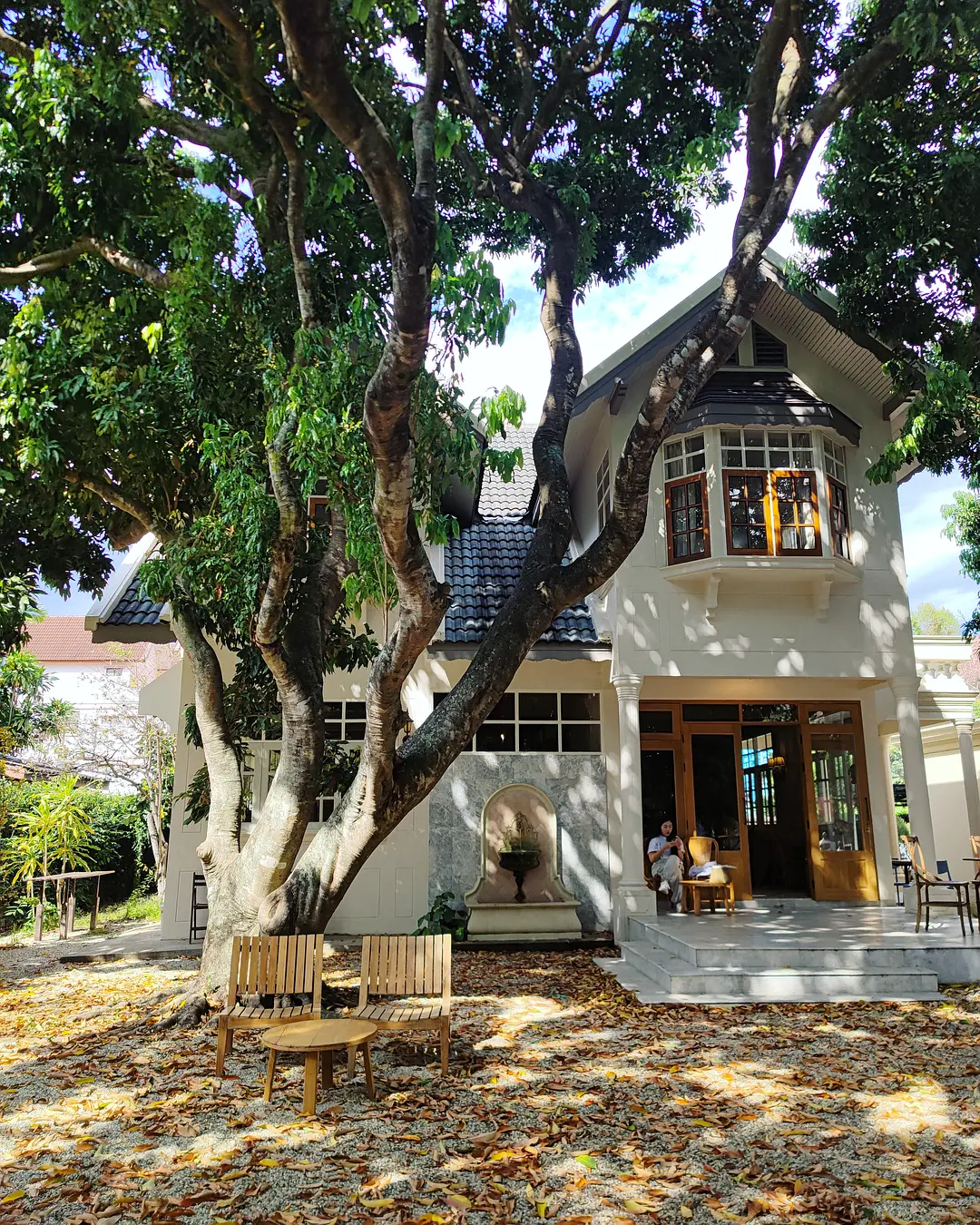 ChiangMai-Hotel reviews: BED Nimman, Tamarind village, El Barrio Lanna, Gord Chiangmai, Burirattana, Arte House, Anantara, Inn Oon, Naginoya