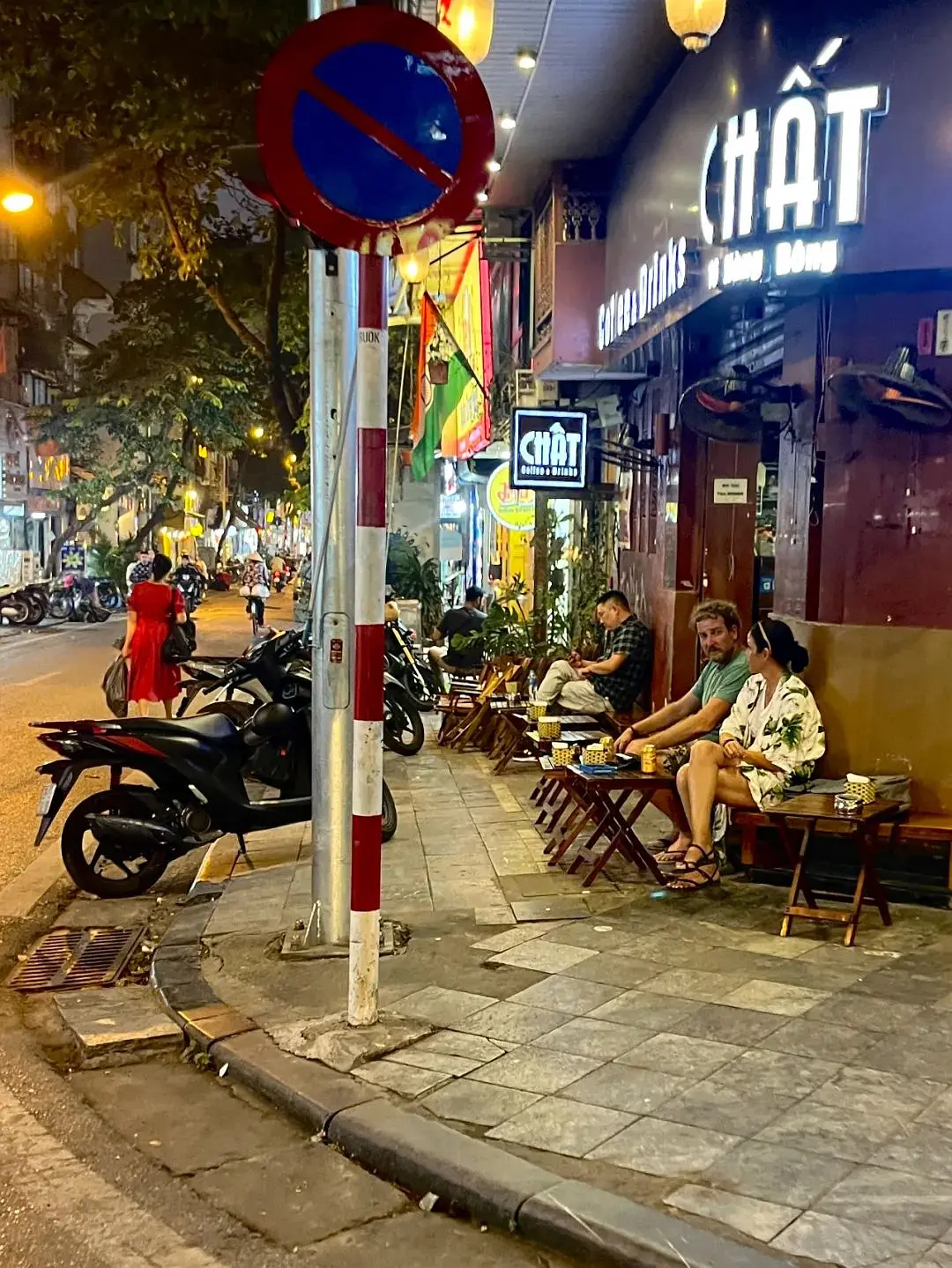 Hanoi-Vietnam city walking map｜Ho Chi Minh City｜Da Lat｜Hanoi, the country on the back of a motorcycle