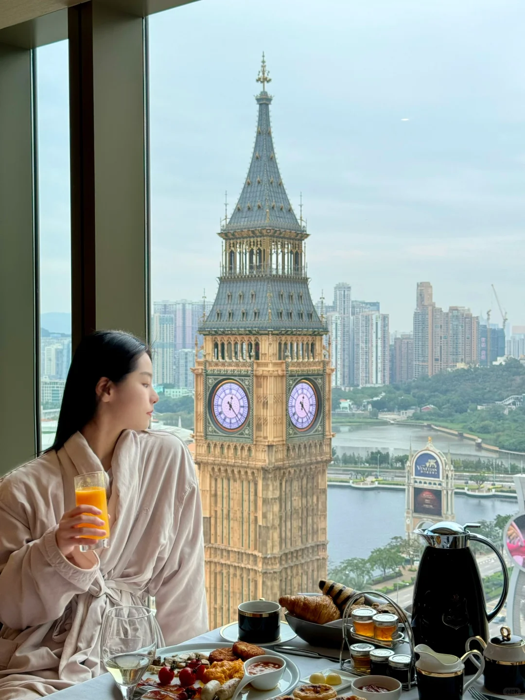 Macao-Conrad Macau, it’s finally my turn to have breakfast next to Big Ben