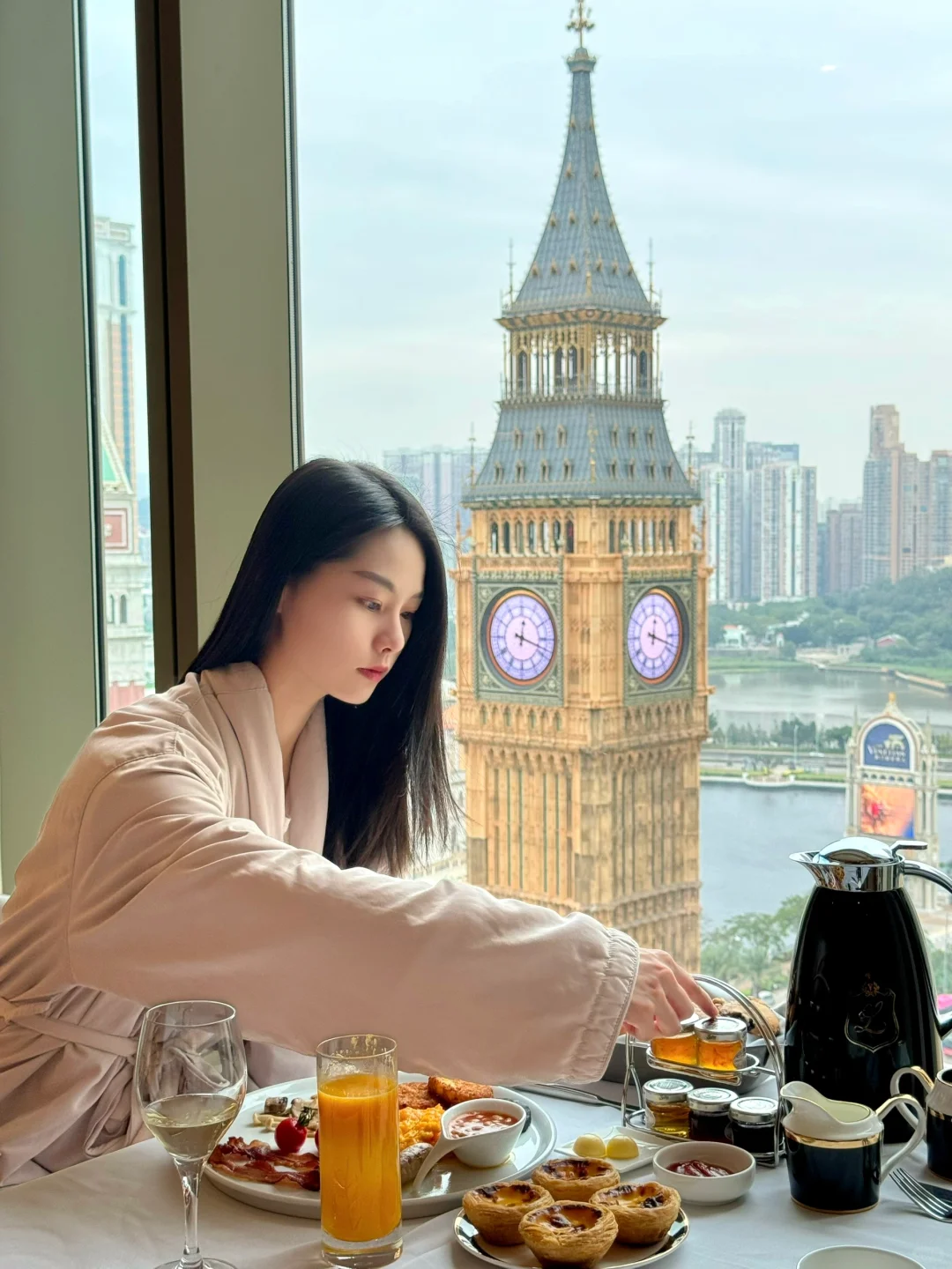 Macao-Conrad Macau, it’s finally my turn to have breakfast next to Big Ben