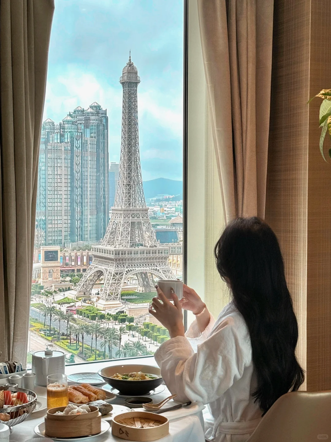 Macao-Stay in the 1317 Internet celebrity room at the St. Regis Macau, with 24-hour free beverage service