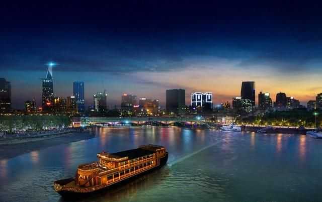 Ho Chi Minh-Little Paris of the East, eight tourist attractions in Ho Chi Minh City, Vietnam