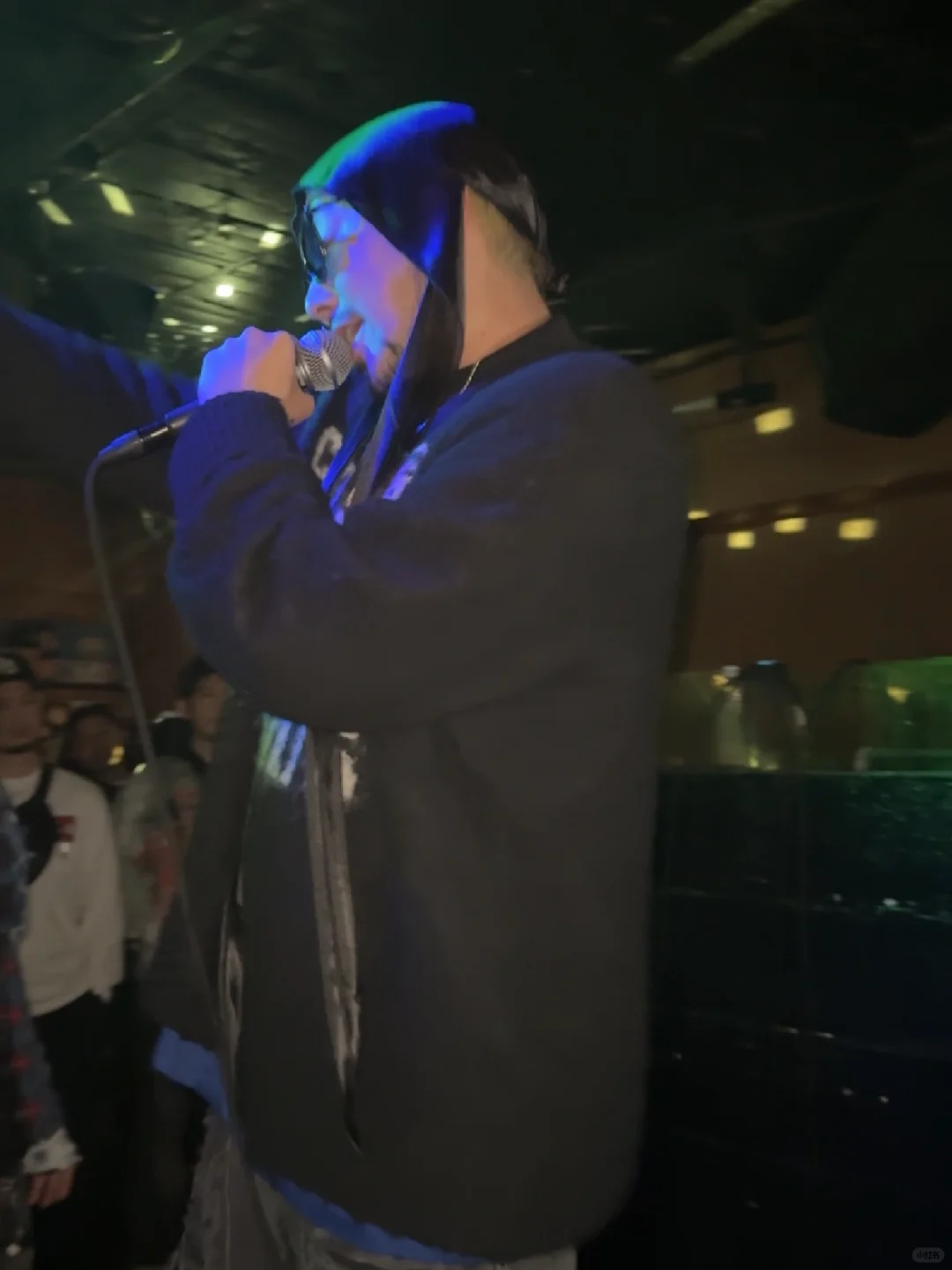 Tokyo-URAWAZA, a sensual bar in Shibuya, Tokyo, with live performances by resident rappers