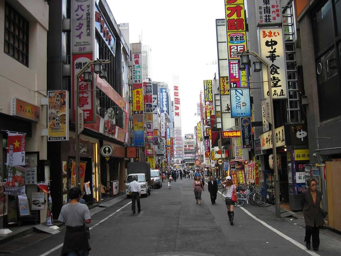 Tokyo-The largest red-light district in Asia is in Tokyo, Japan, and tourists are mainly from China and South Korea.