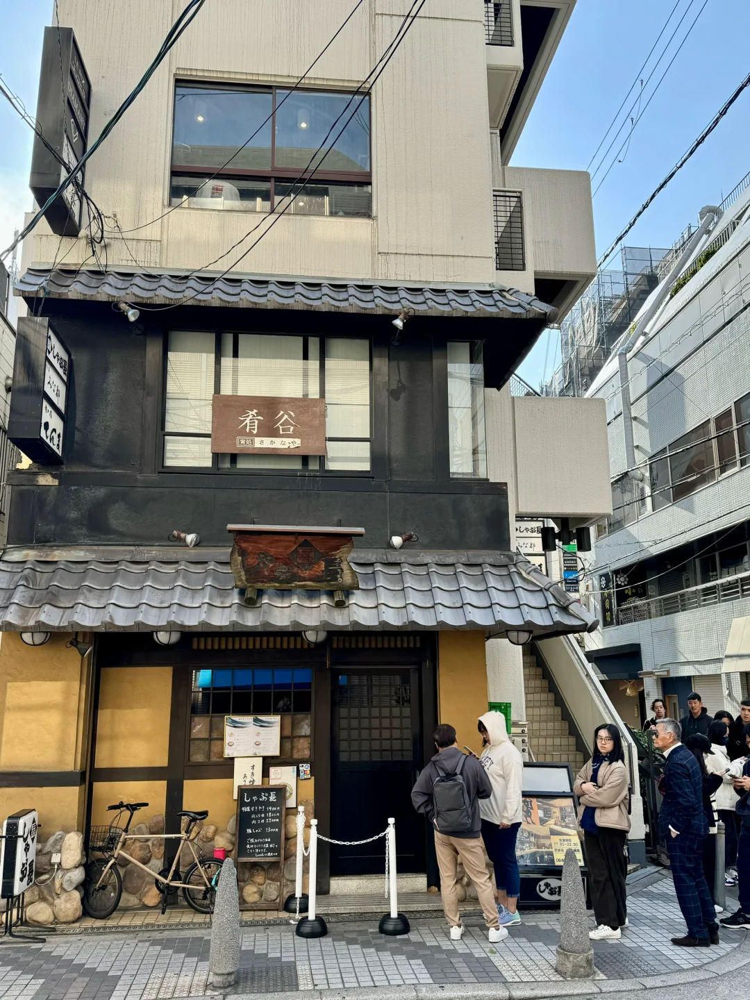 Osaka-Shinsaibashi, Osaka! Look for this restaurant that has a long queue before it opens