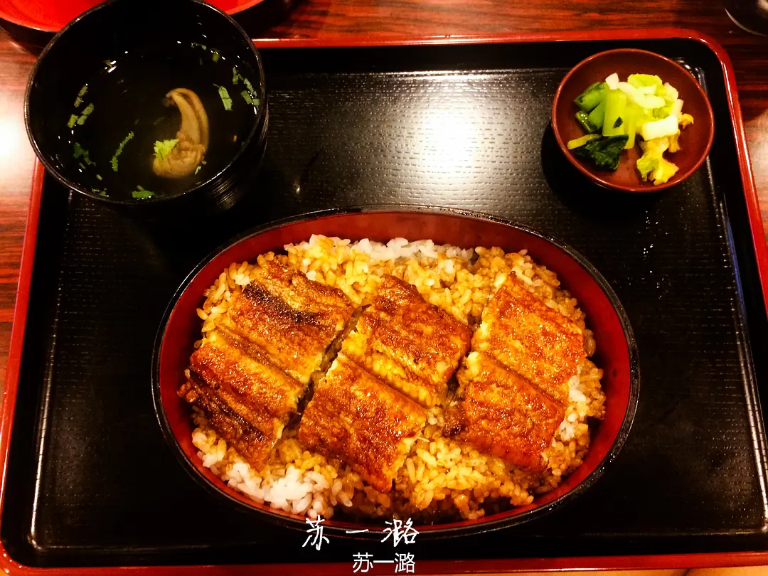 Osaka-What food in Kansai should you not miss? Kani Doraku, Okonomiyaki, Osaka fried skewers, takoyaki, etc.