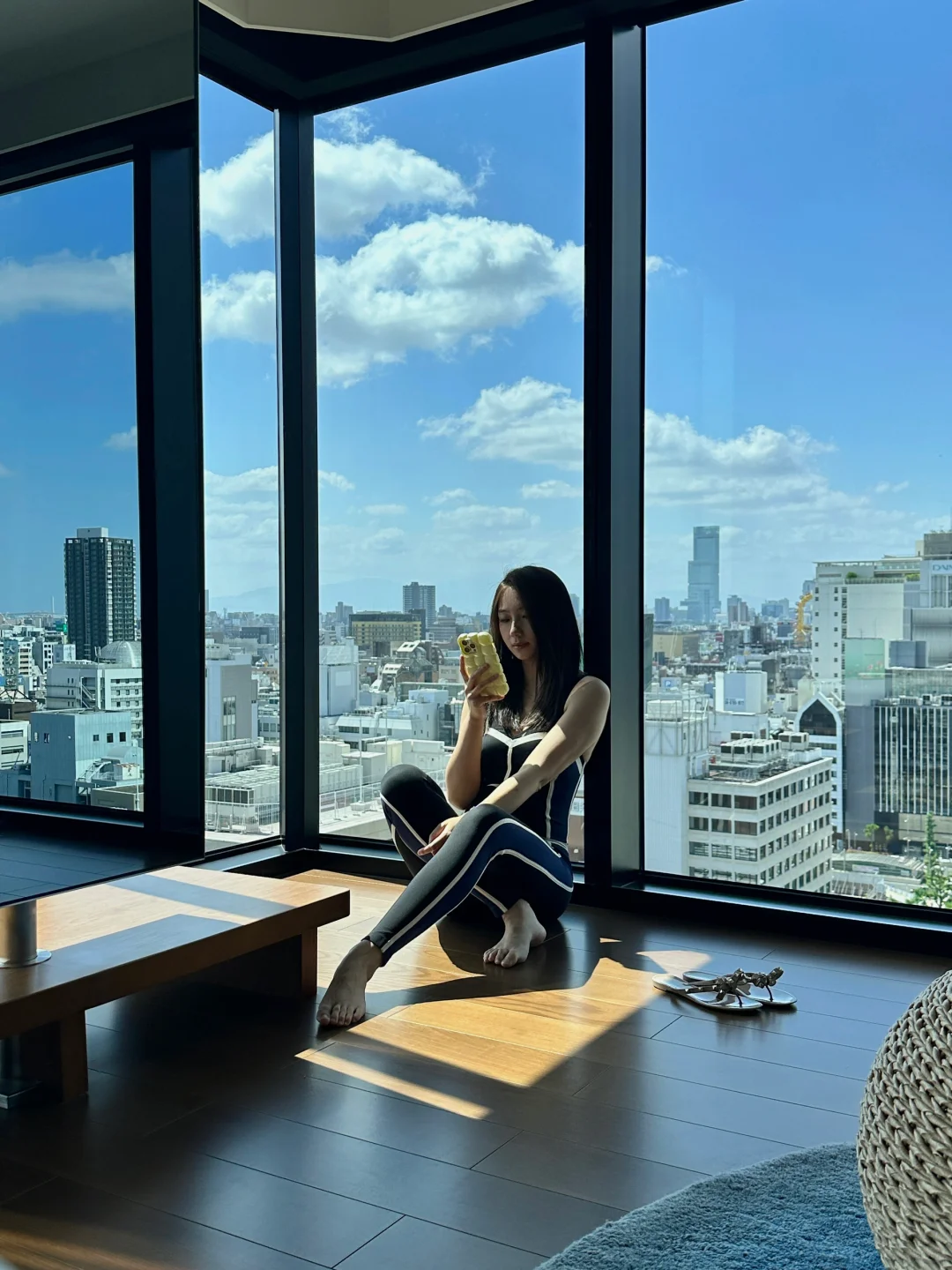 Osaka-Osaka Marriott W Hotel, floor-to-ceiling windows with high-altitude city views