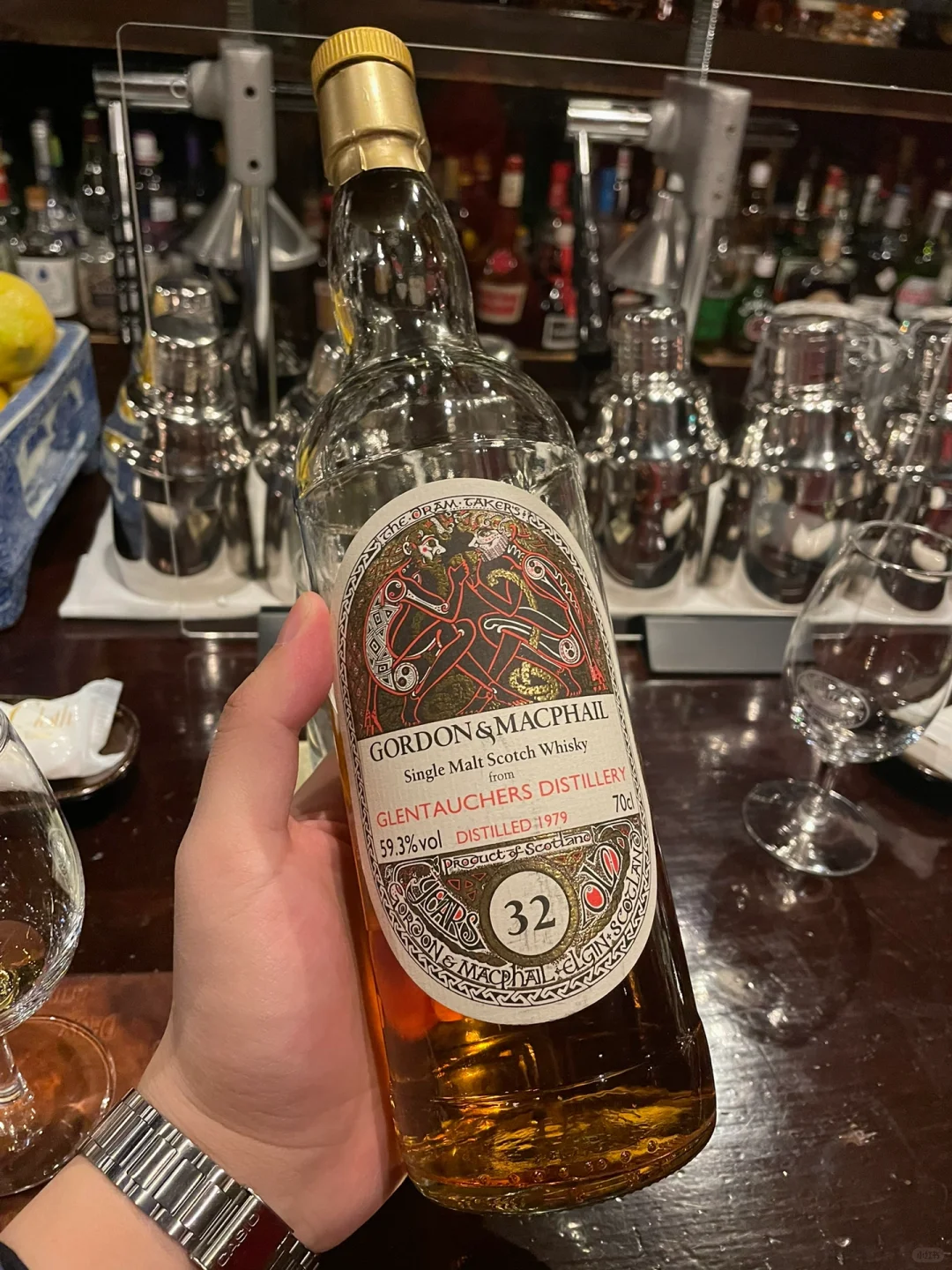 Sapporo/Hokkaido-DEUX Ermitage Bar: The most affordable whiskey bar I've ever been to in Hokkaido