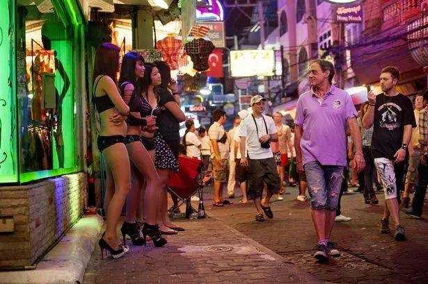 Phuket-A complete guide to Phuket's red light district! Having sex on the roadside
