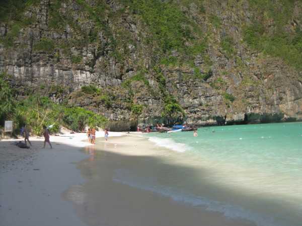 Phuket-Phuket, Thailand - Phi Phi Island Self-guided Tour Guide (Very Detailed Pictures and Text)