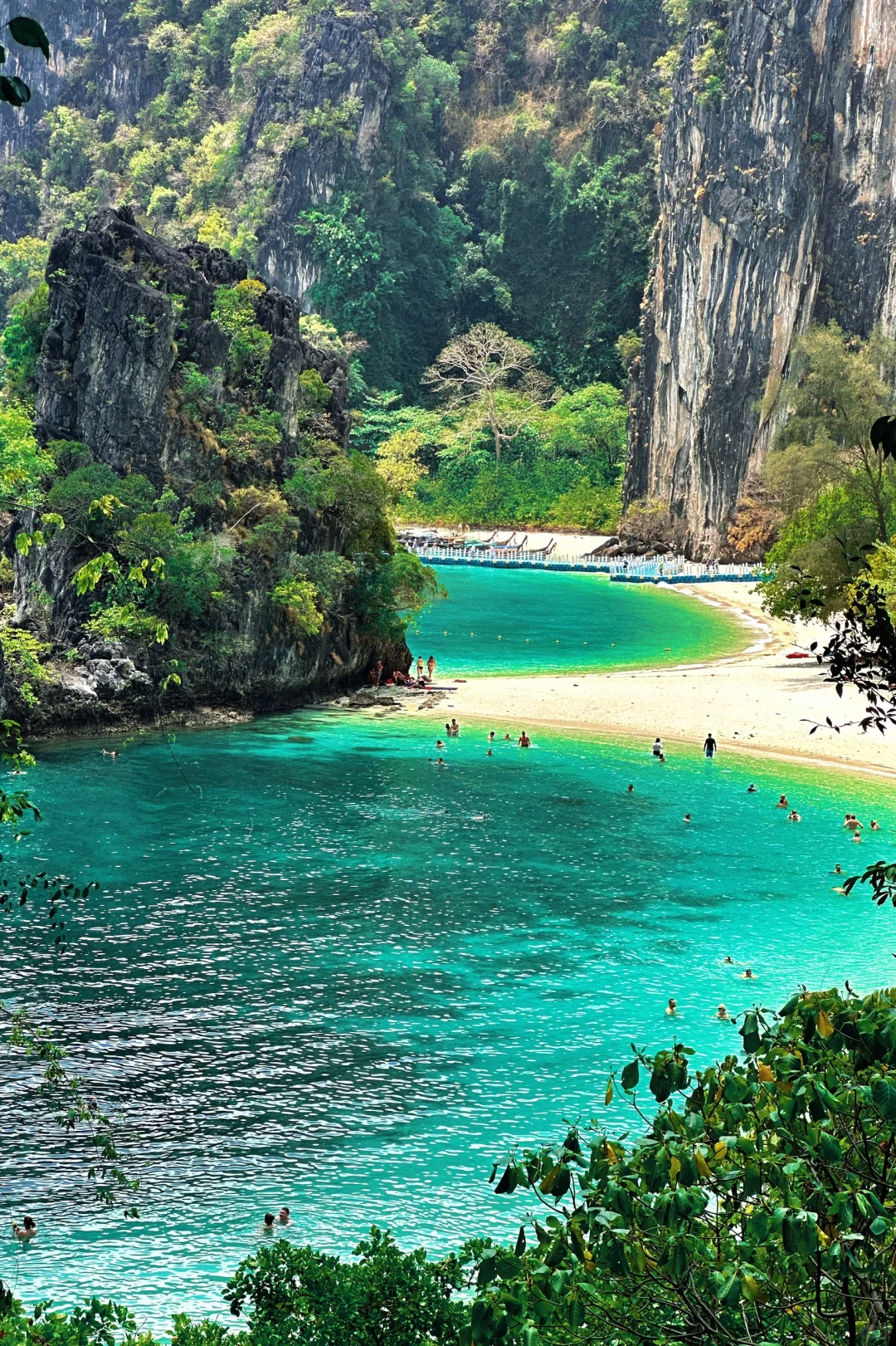 Krabi-Krabi Hong Island, feel like you are glowing in nature