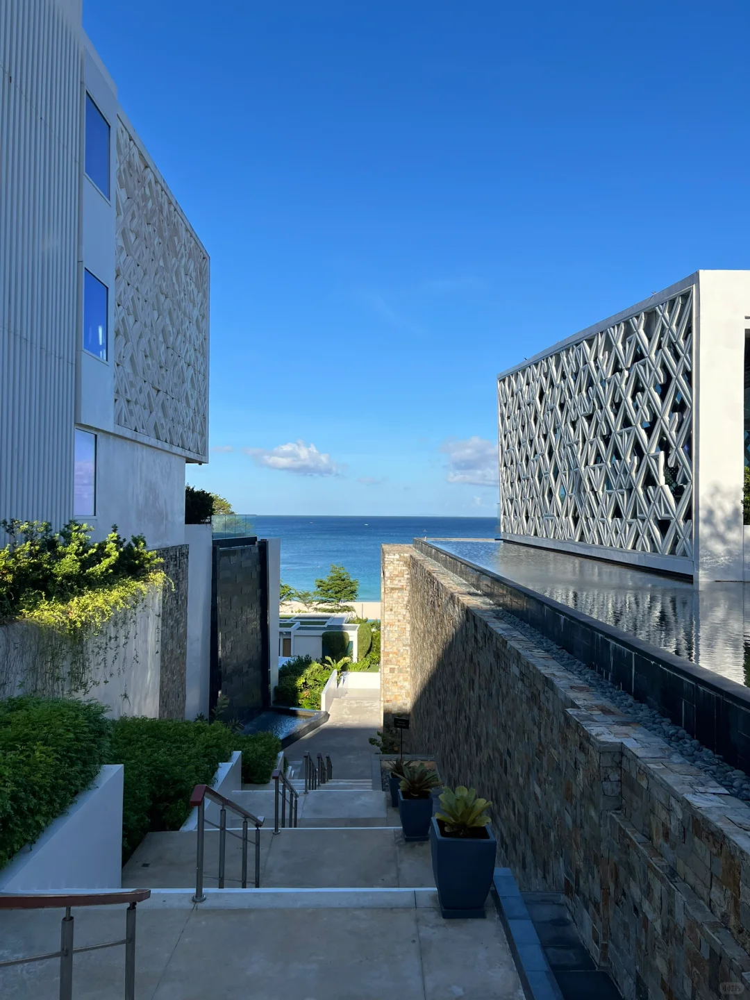 Boracay-Boracay Coast, Crimson, Lind, Mandarin Hotel Accommodation Reviews