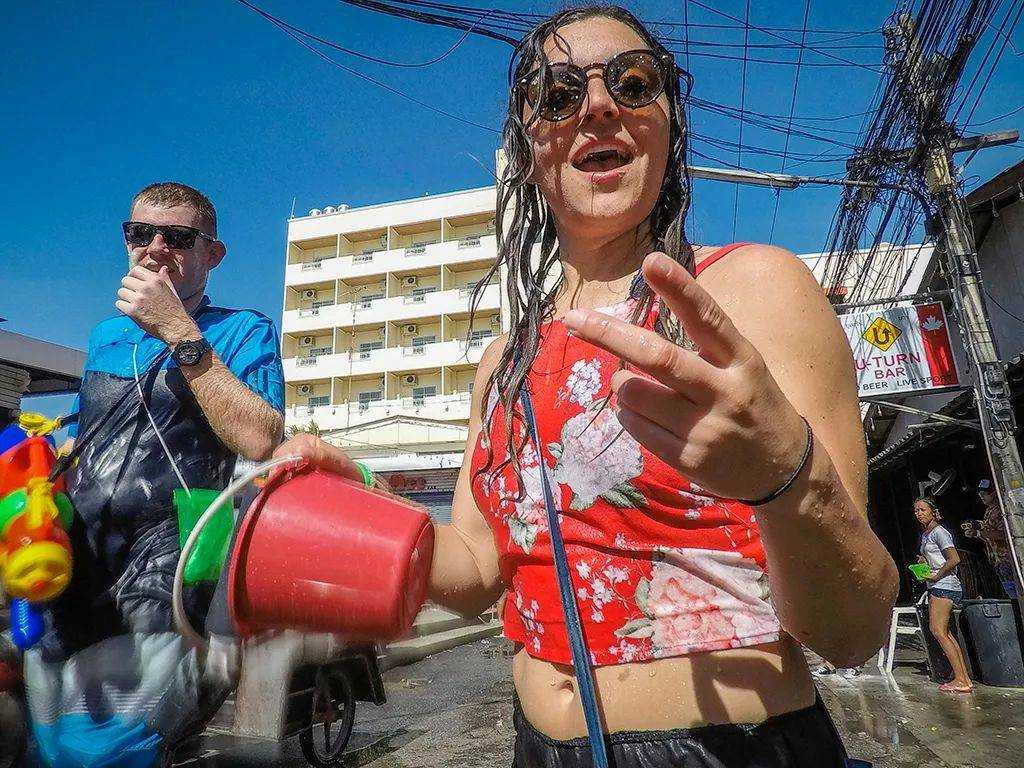 Bangkok-Let me show you the real wet Songkran Festival in Thailand