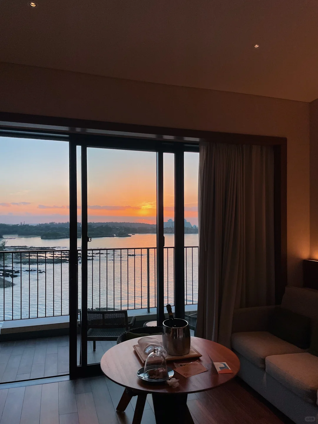 Okinawa-Hyatt Regency Seragaki Island, Okinawa Review: Club Premier Ocean View Room Pros and Cons