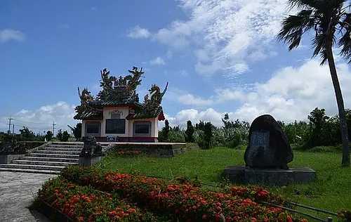 Okinawa-Ishigaki Island, Yaeyama Islands, Okinawa, with lots of corals and marine fish