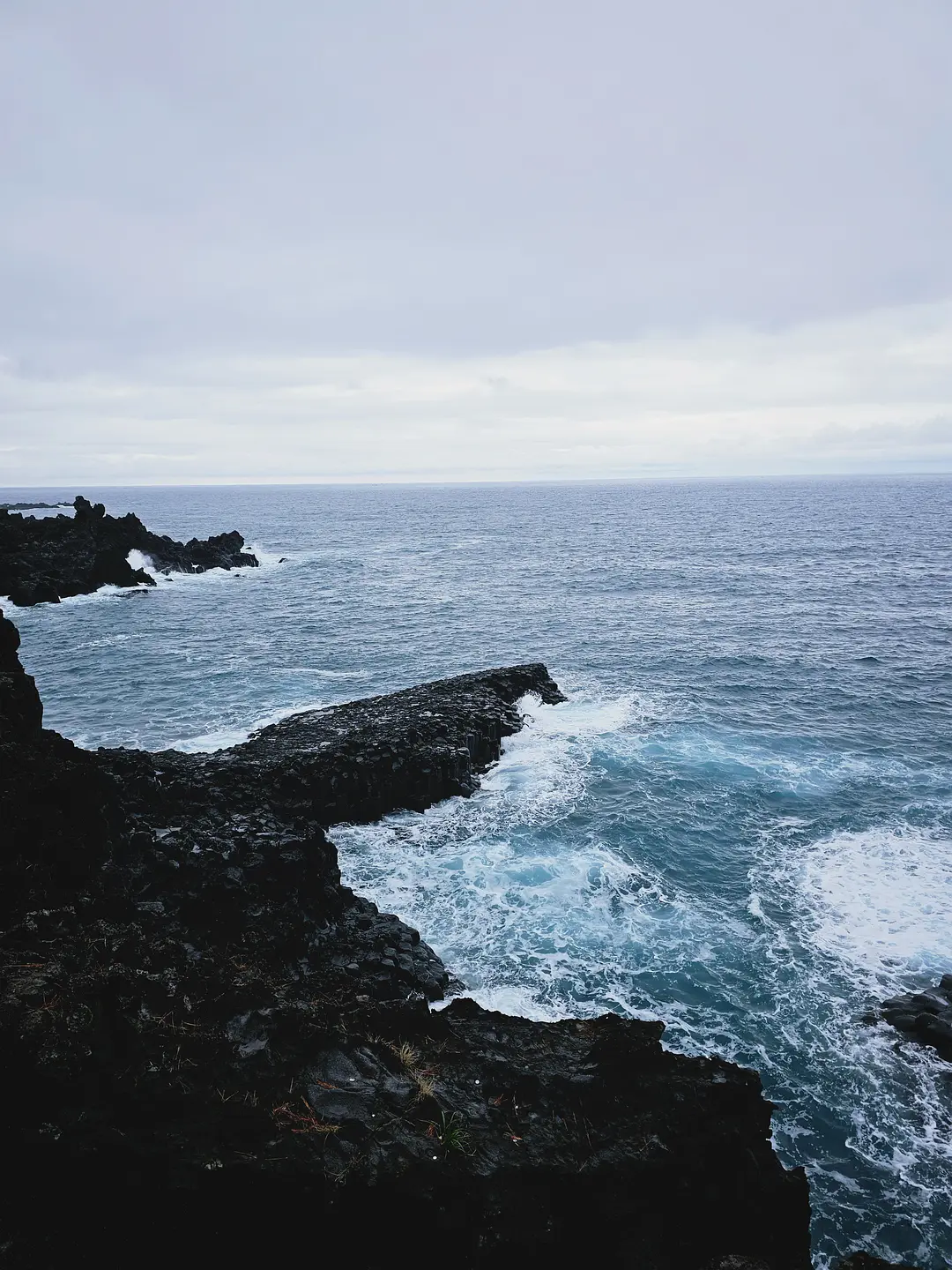 Busan/Jeju-Come to Jeju Island to see the crystal clear sea during the holidays