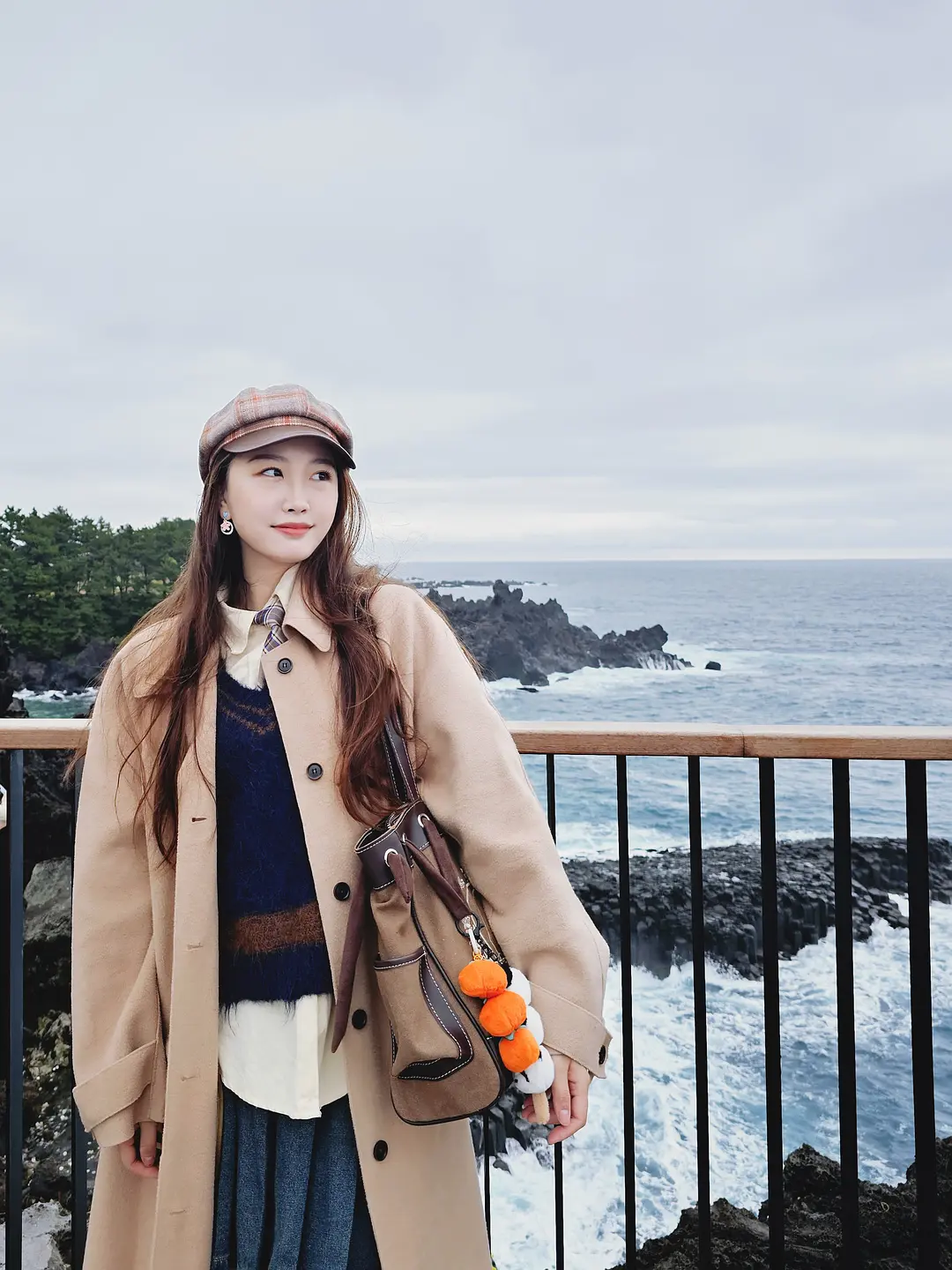 Busan/Jeju-Come to Jeju Island to see the crystal clear sea during the holidays