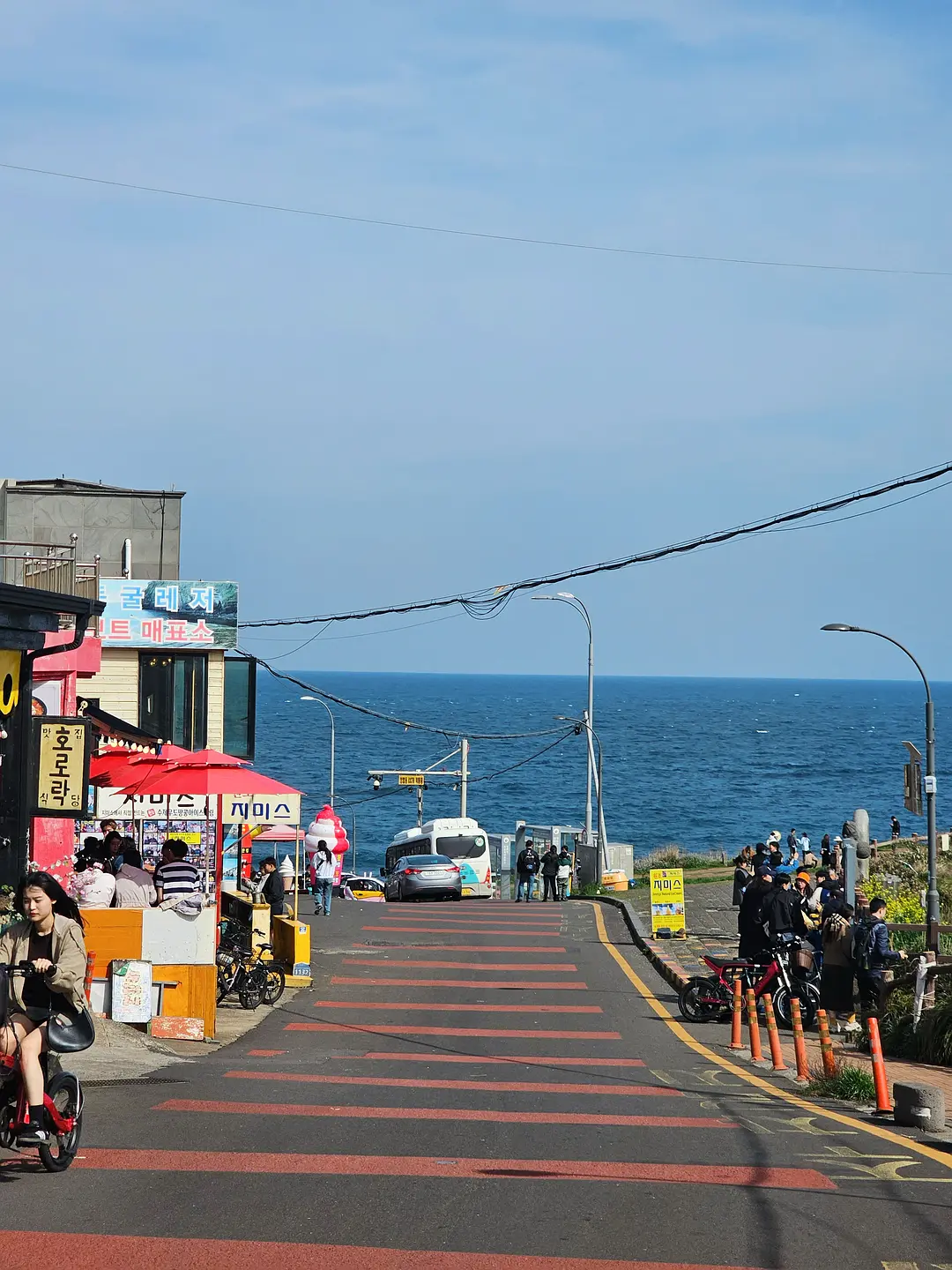 Busan/Jeju-Come to Jeju Island to see the crystal clear sea during the holidays