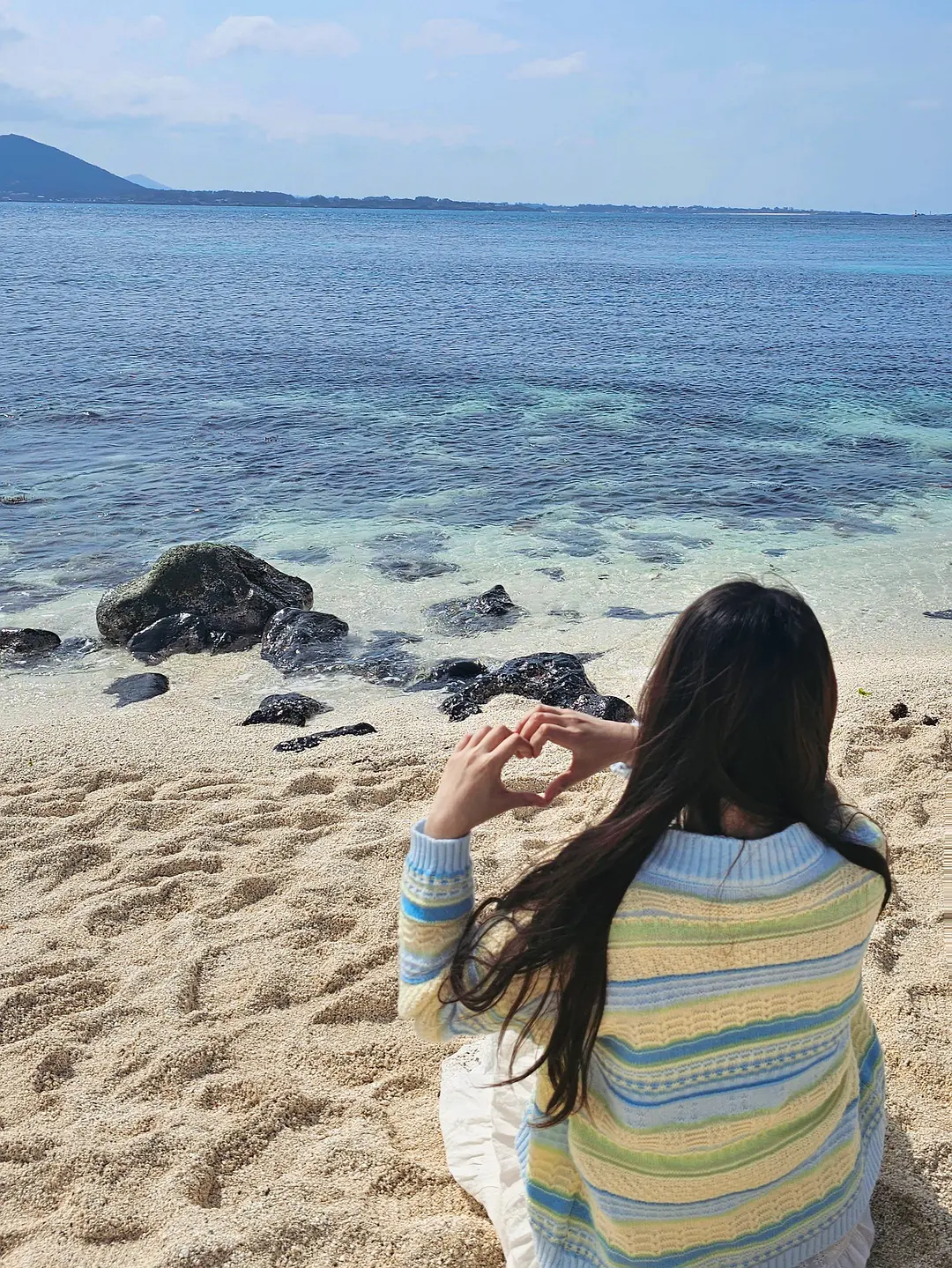 Busan/Jeju-Come to Jeju Island to see the crystal clear sea during the holidays