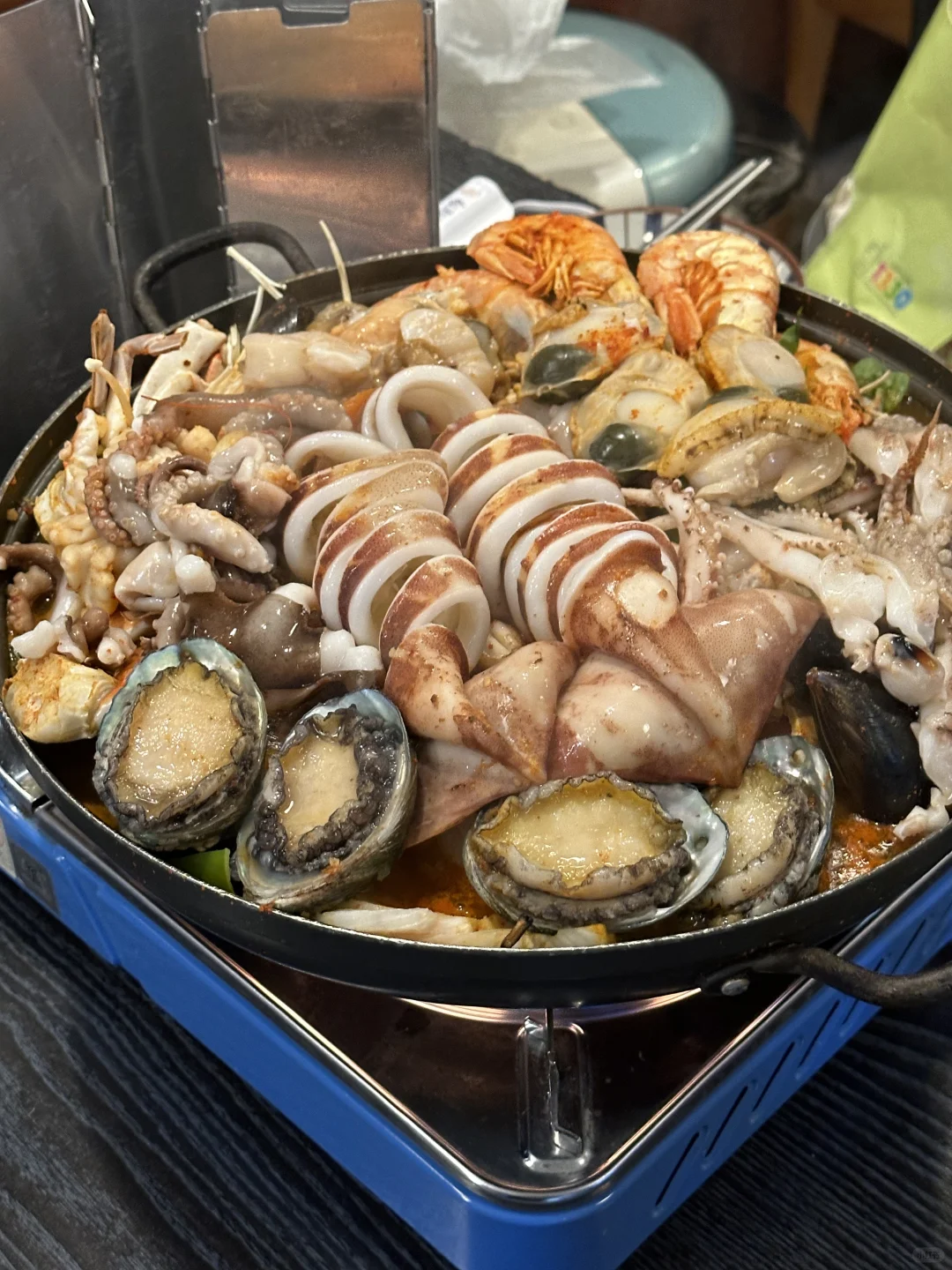 Busan/Jeju-Busan Guanganli, a fresh large seafood soup 🦀 only $15 per person