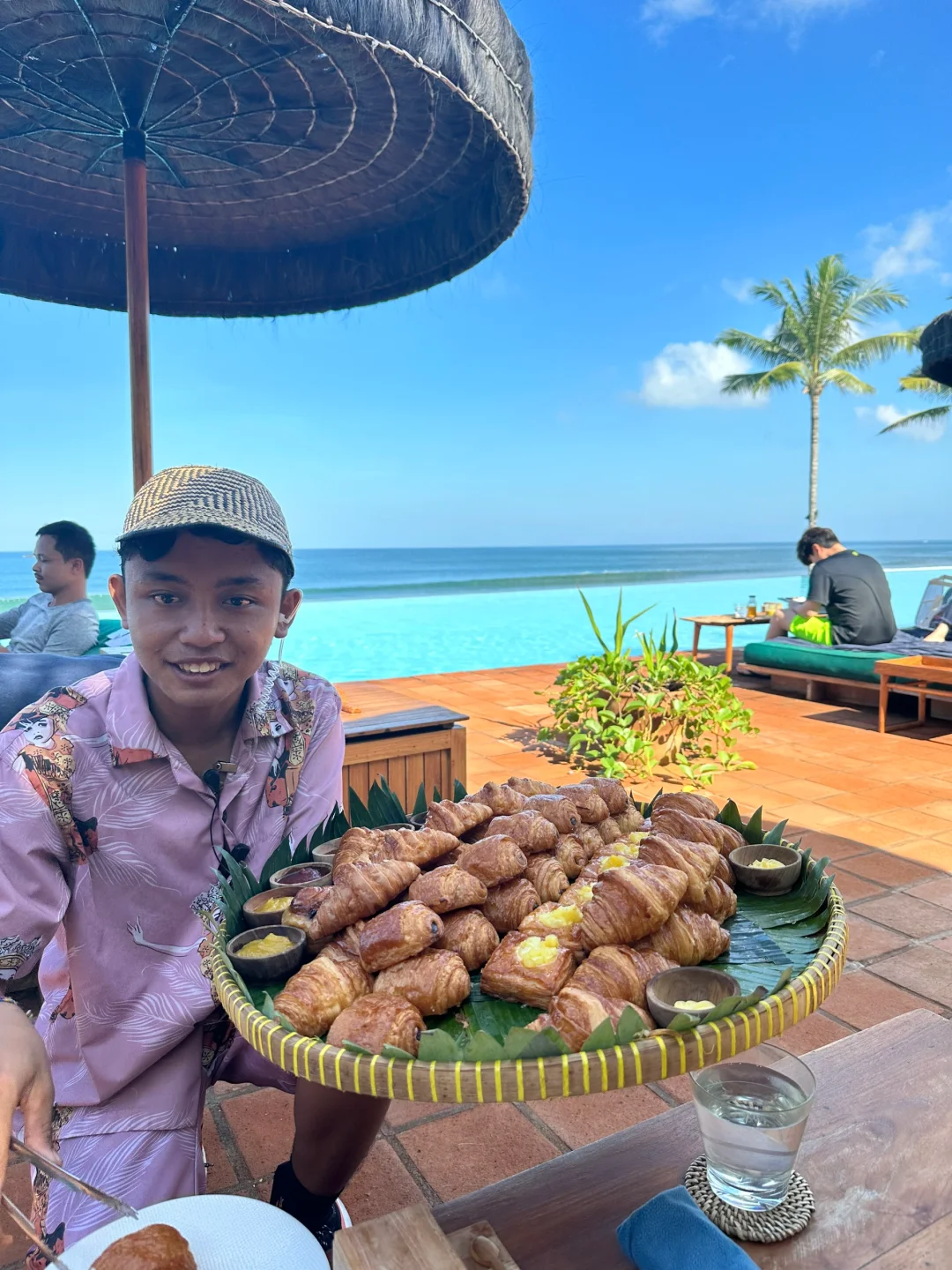 Bali-Potato head hotel, The royal pita maha hotel, IBAH LUXURY Villas experience