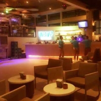 WAVE BAR & LOUNGE, Regent Hotel Beach, live DJ and band lead, make this night not lonely