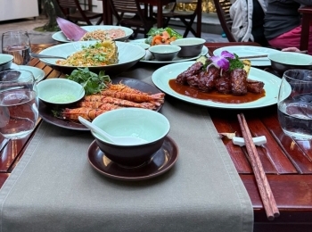 Hanoi Garden Restaurant, Micheli