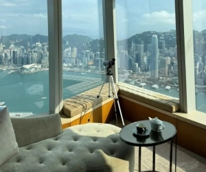 The Ritz-Carlton, Hong Kong, with the da