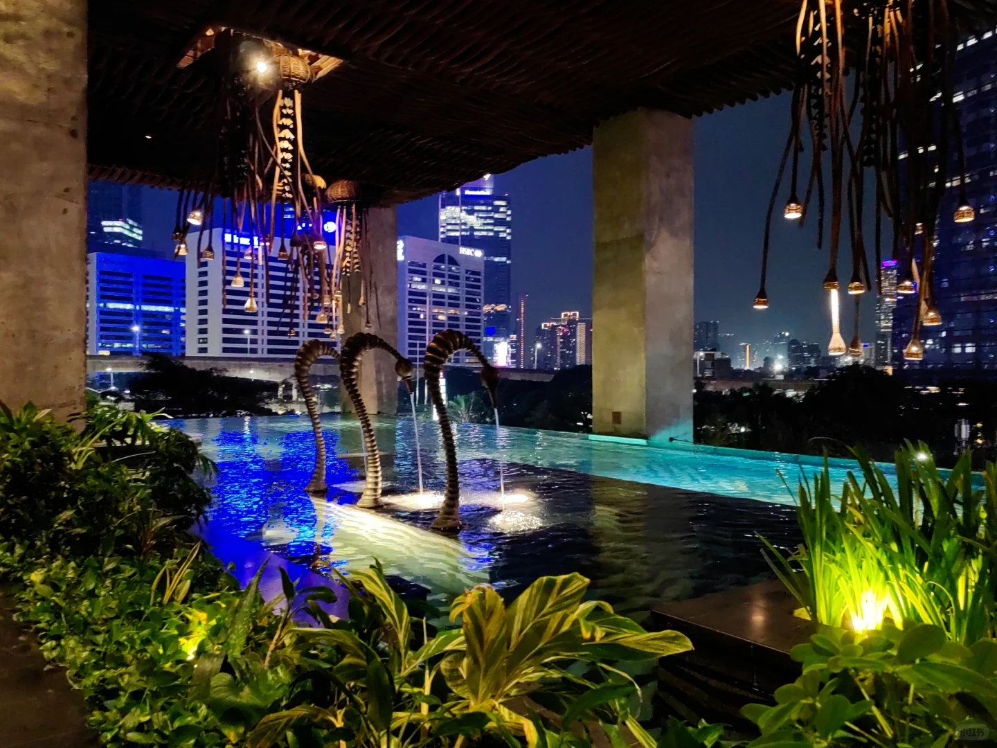 Jakarta-A hotel worth staying in Jakarta with sophisticated retro and elegant decoration