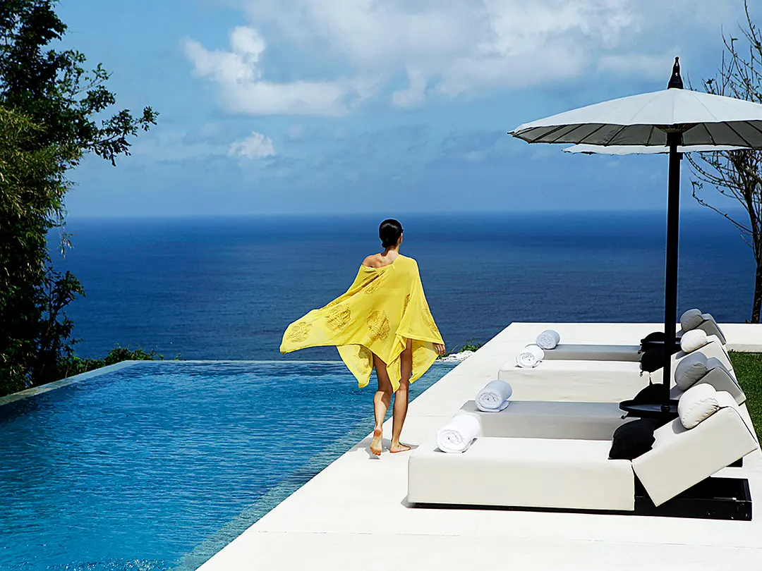 Bali-A paradise built on a cliff, a romantic and timeless honeymoon destination. I Bali Alila Hotel