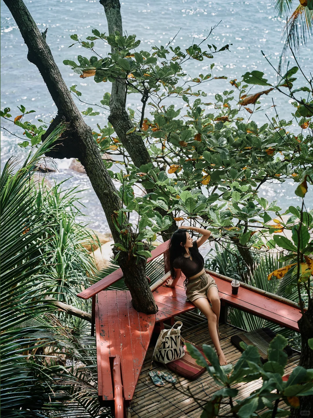 Phuket-The beautiful cliff cafe in Phuket did not deceive me, the jungle cliff, the sea and the coconut trees