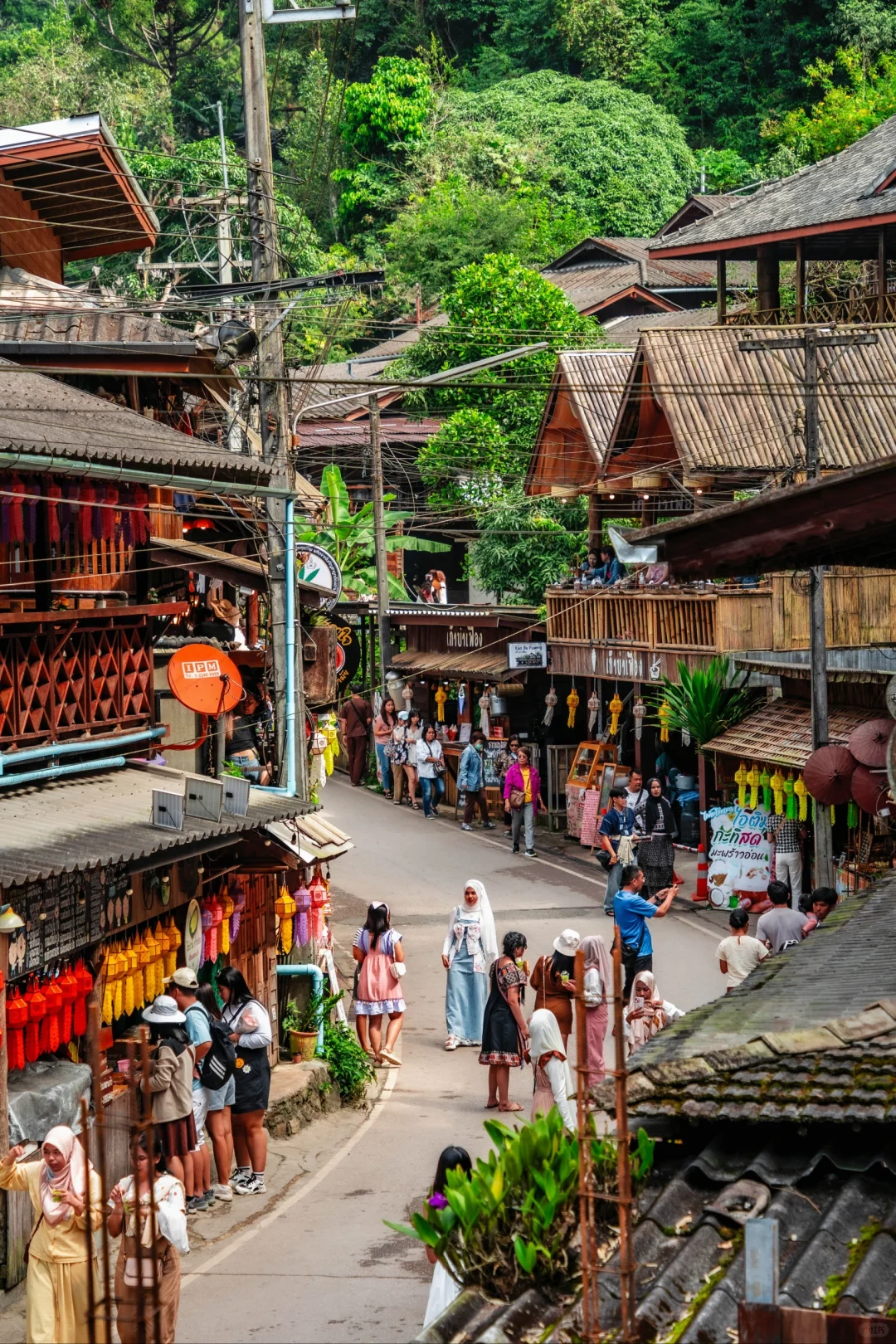 Chiang Mai-Mae Kampong Village, a small Thai village with very tropical characteristics