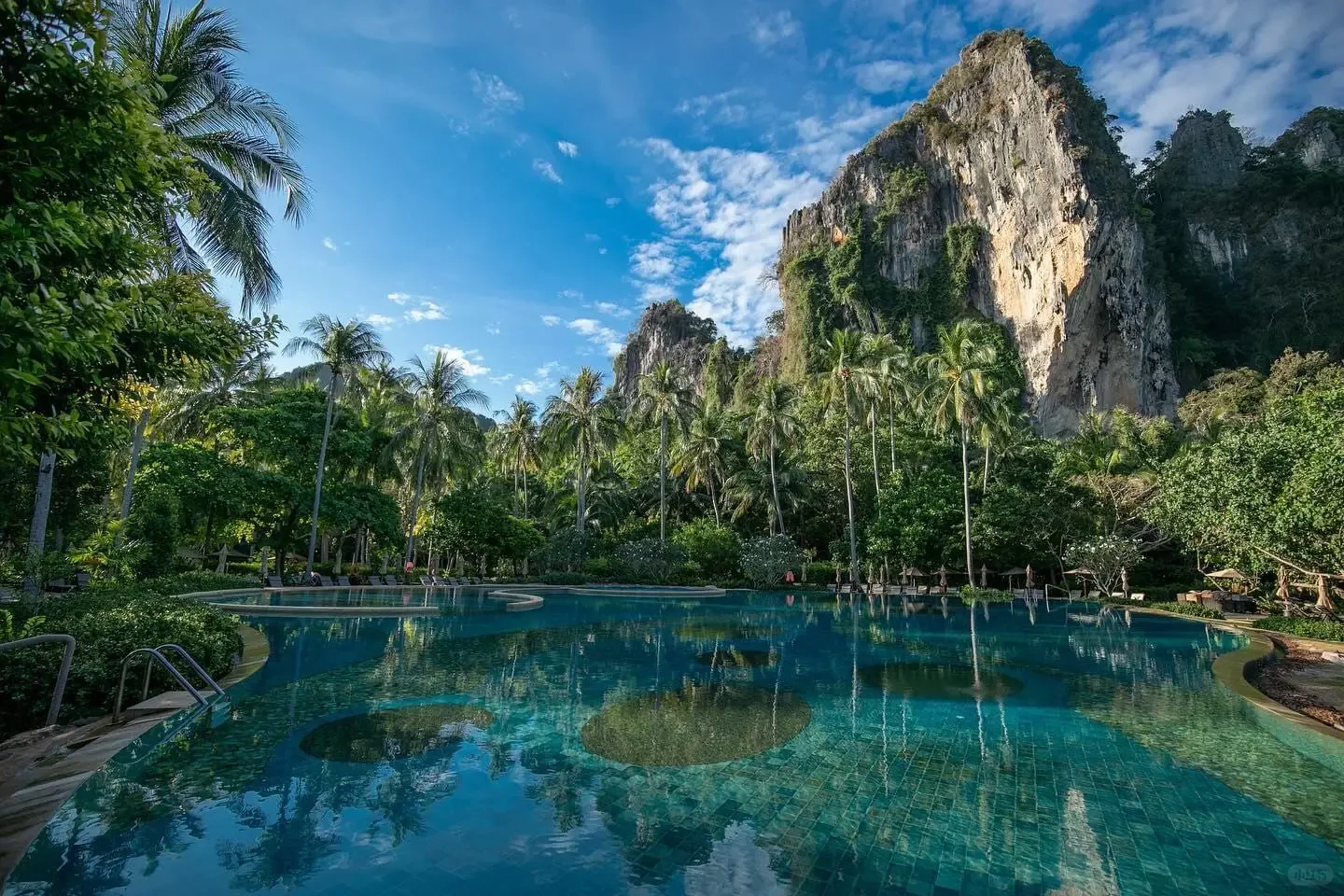 Krabi-Rayavadee Nature is not a place to visit. It is home One of our favorite hotels in Krabi!