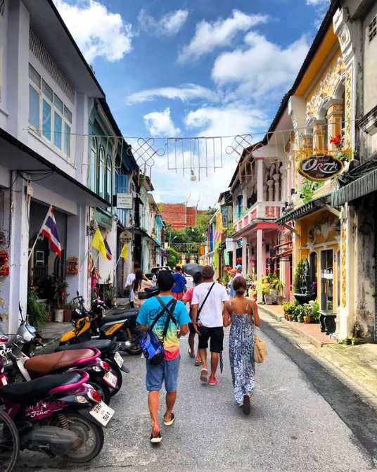 Phuket-Top 12 must-visit attractions for five days and four nights in Phuket. Have fun in the mountains and sea. If you haven’t been to these places, don’t tell others that you have been to Phuket!