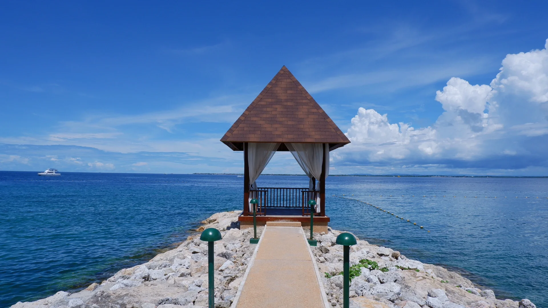 Cebu-Cebu Resort Hotel Experience, Mactan/Mactan Shangri-La Hotel, Deluxe Ocean View Room