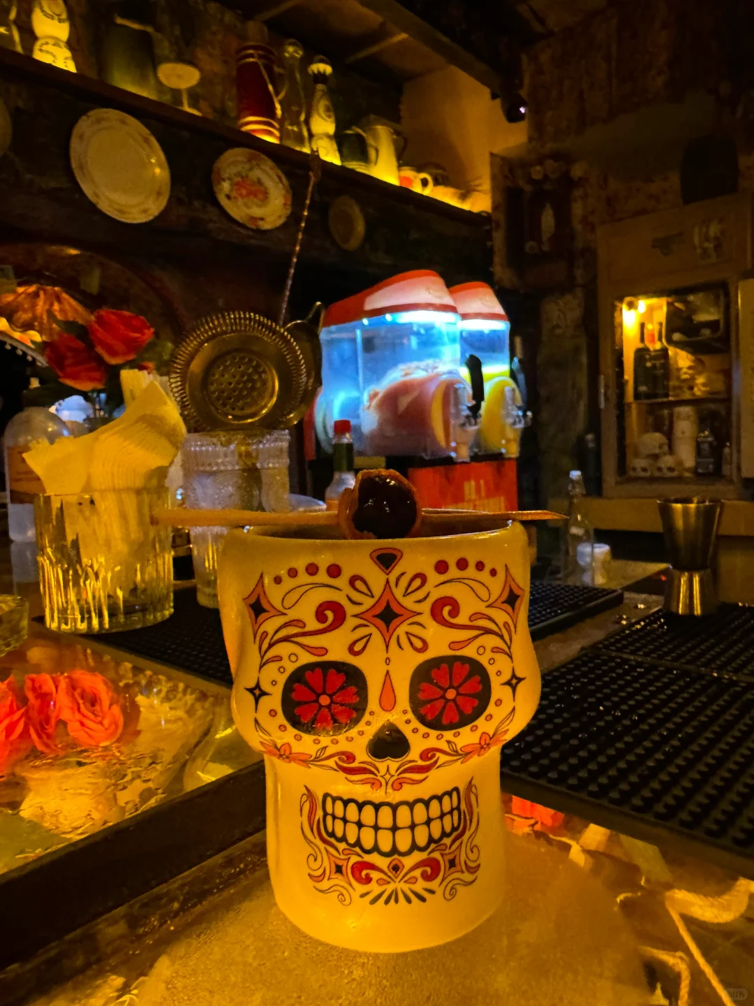 Bali-La Favela, a must-visit bar in Bali, has hidden features and 10 bars with different themes.