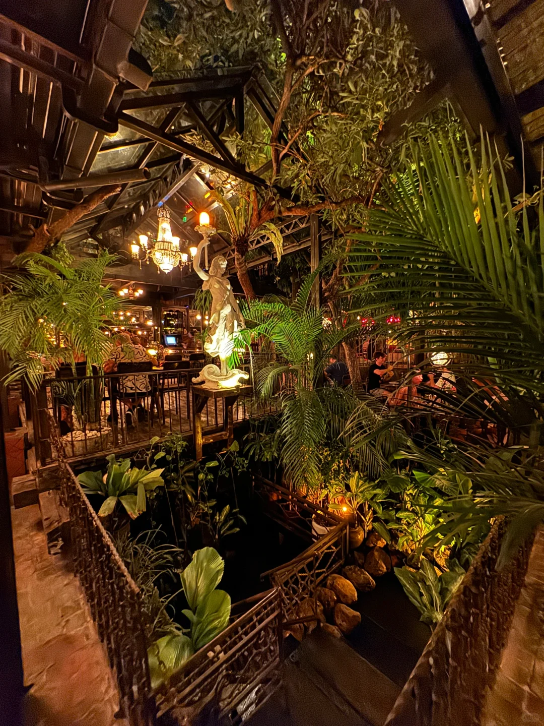 Bali-La Favela, a must-visit bar in Bali, has hidden features and 10 bars with different themes.