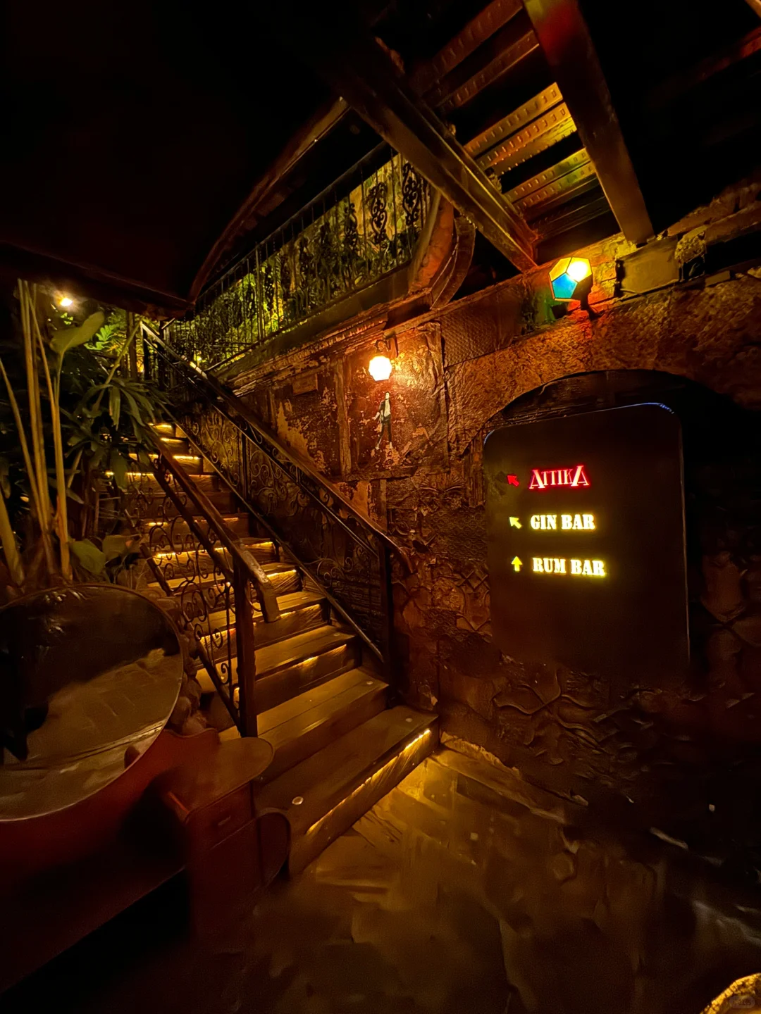 Bali-La Favela, a must-visit bar in Bali, has hidden features and 10 bars with different themes.