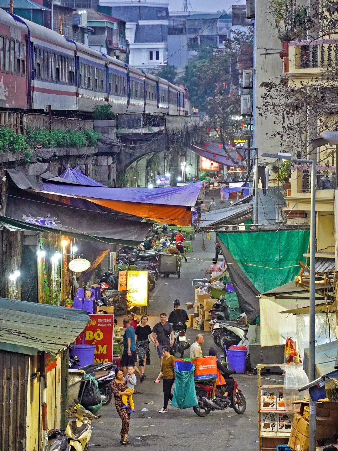 Hanoi-The urban life in Hanoi is dirty and chaotic.  Recommended attractions, cafes and restaurants