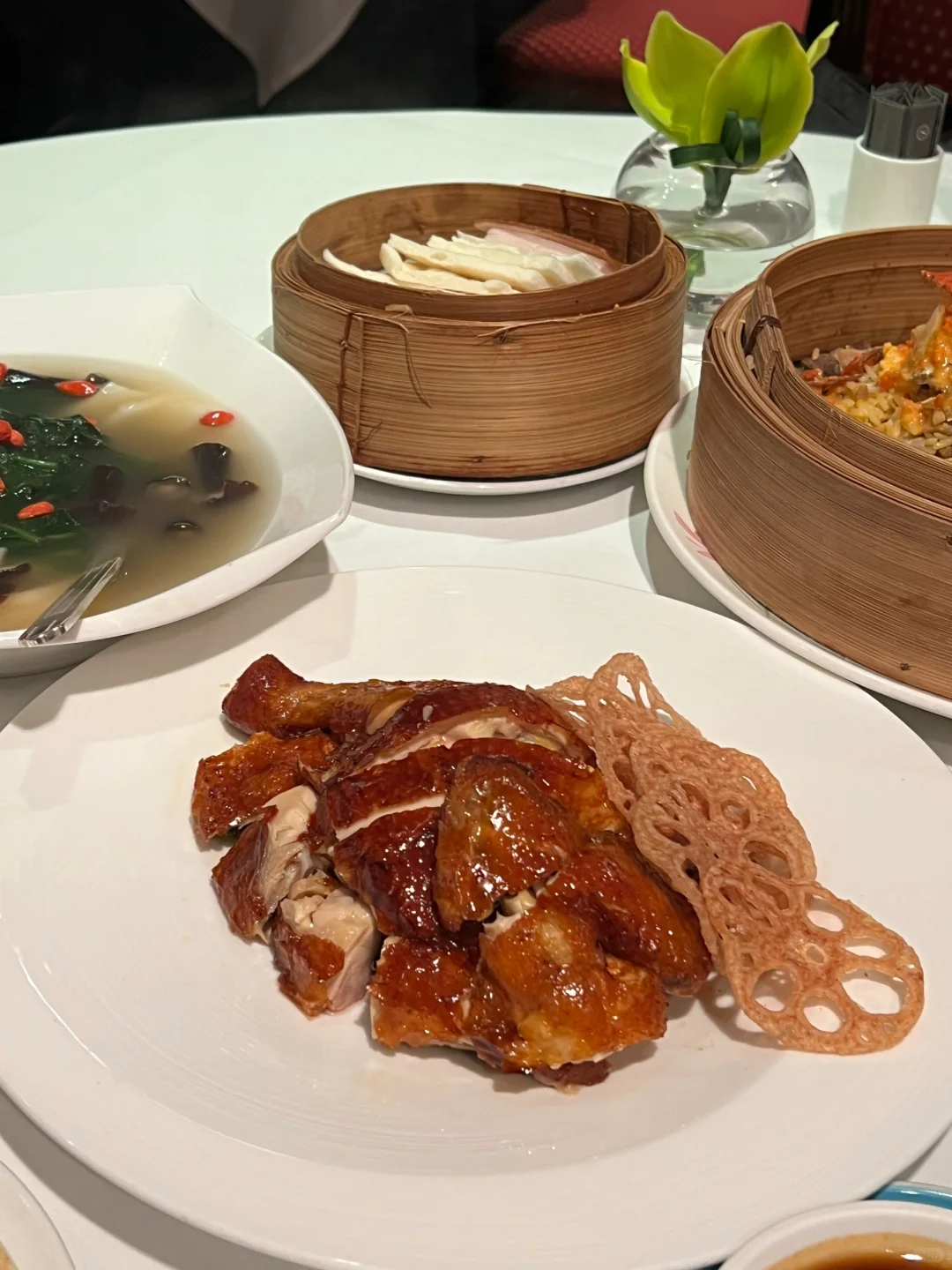 Hong kong-Tianbao Pavilion, a Michelin-starred Cantonese restaurant, recommends crab rice bowl 天寶閣