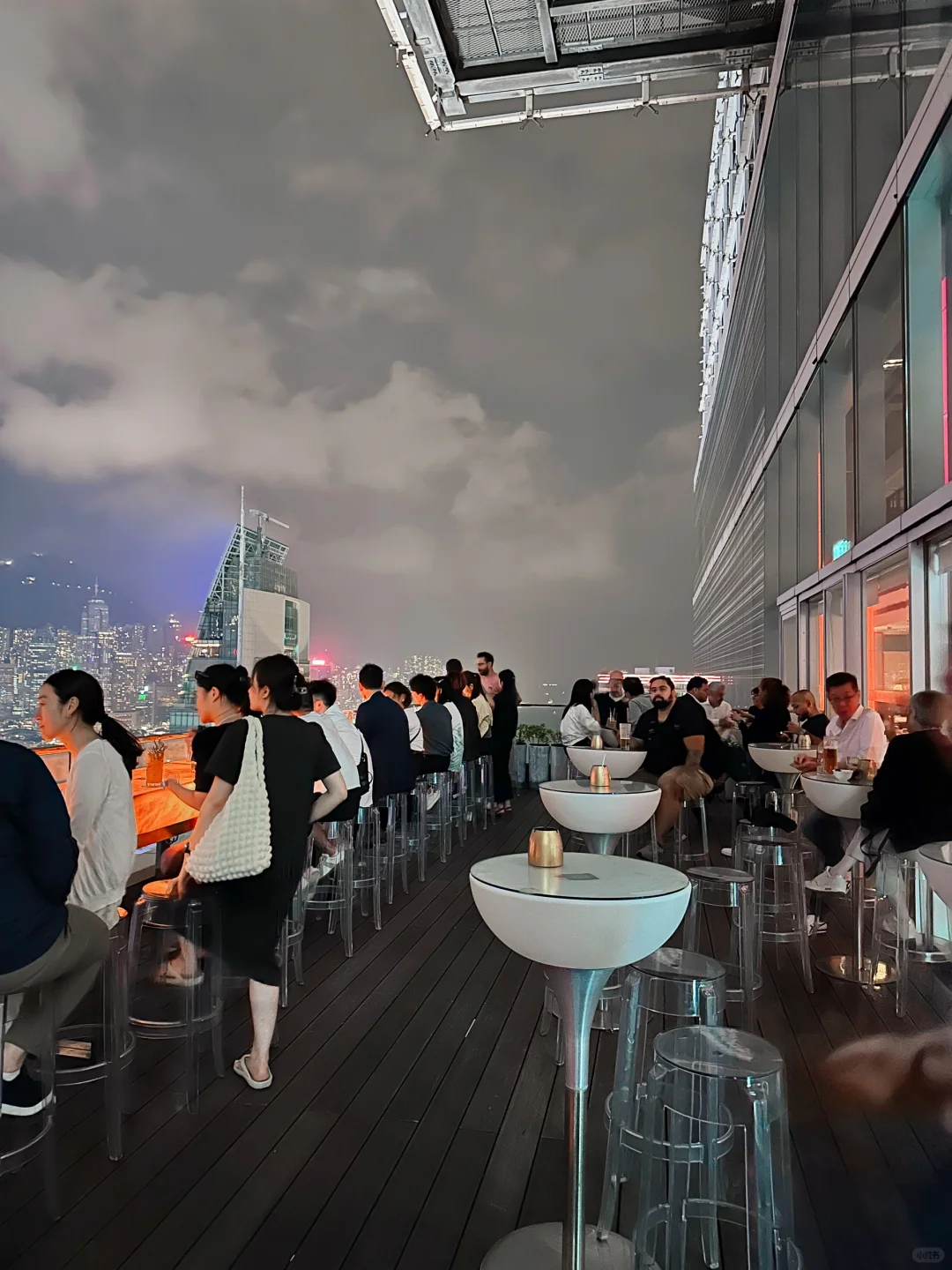 Hong kong-Eyebar, an open-air bar overlooking Victoria Harbour, offers 270-degree views of the city at night