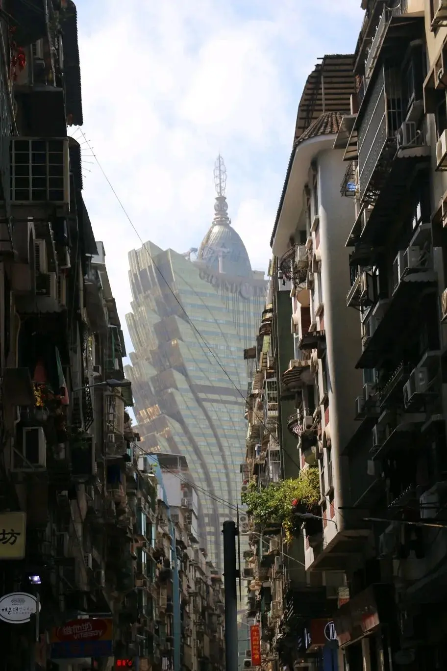 Macao-Macau travel attractions, accommodation and dining guide, body and soul, one of them is always on the road.