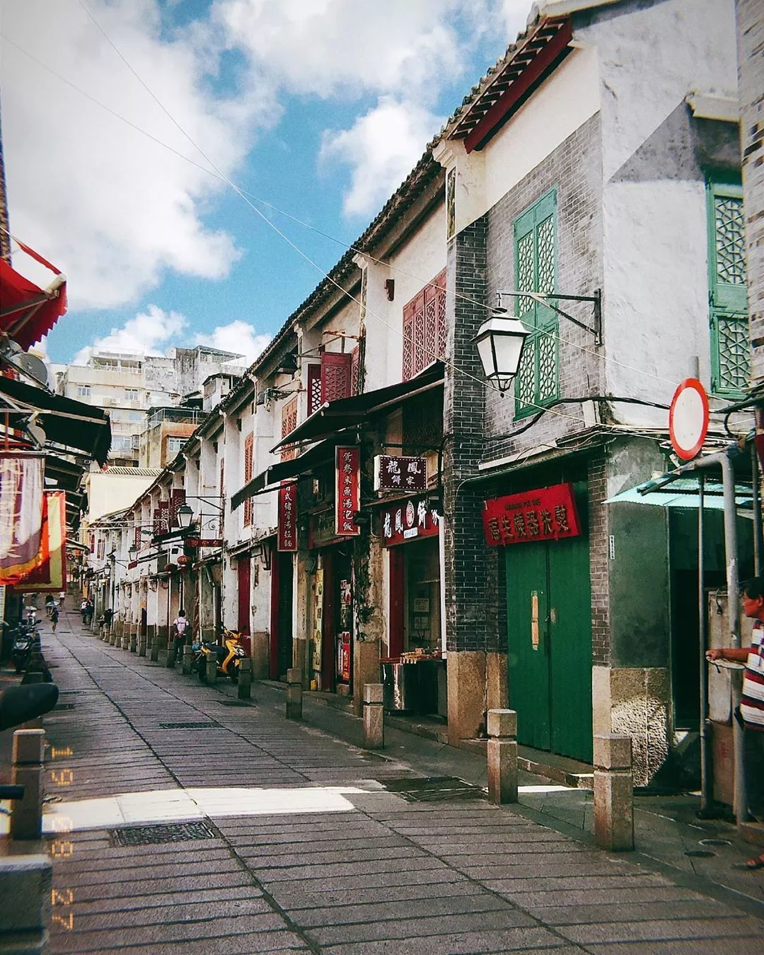 Macao-Macau in-depth travel, a hidden treasure destination, unknown casinos and neon lights