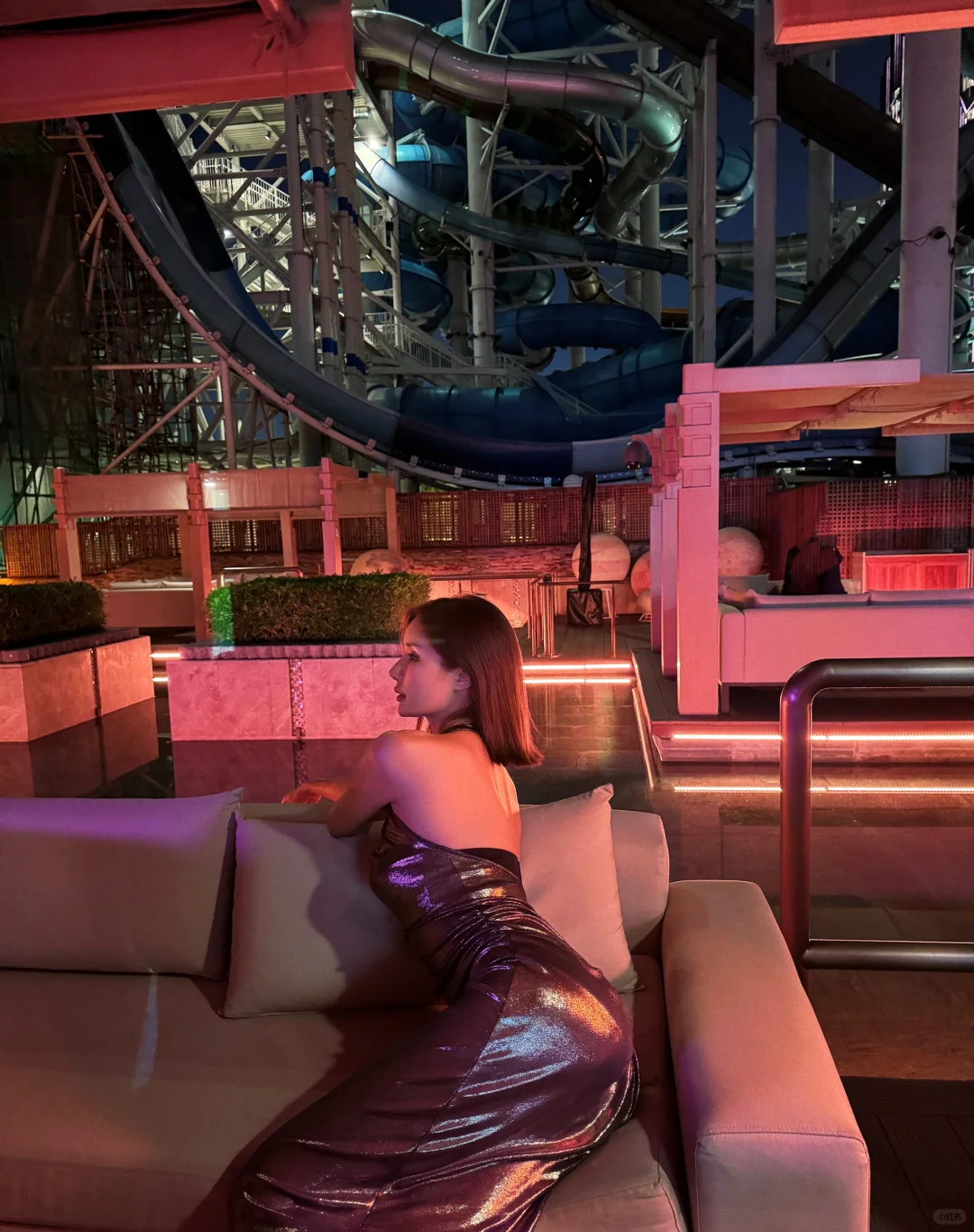 Macao-Macau MOP Bar has indoor and outdoor areas, booths and a DJ booth.