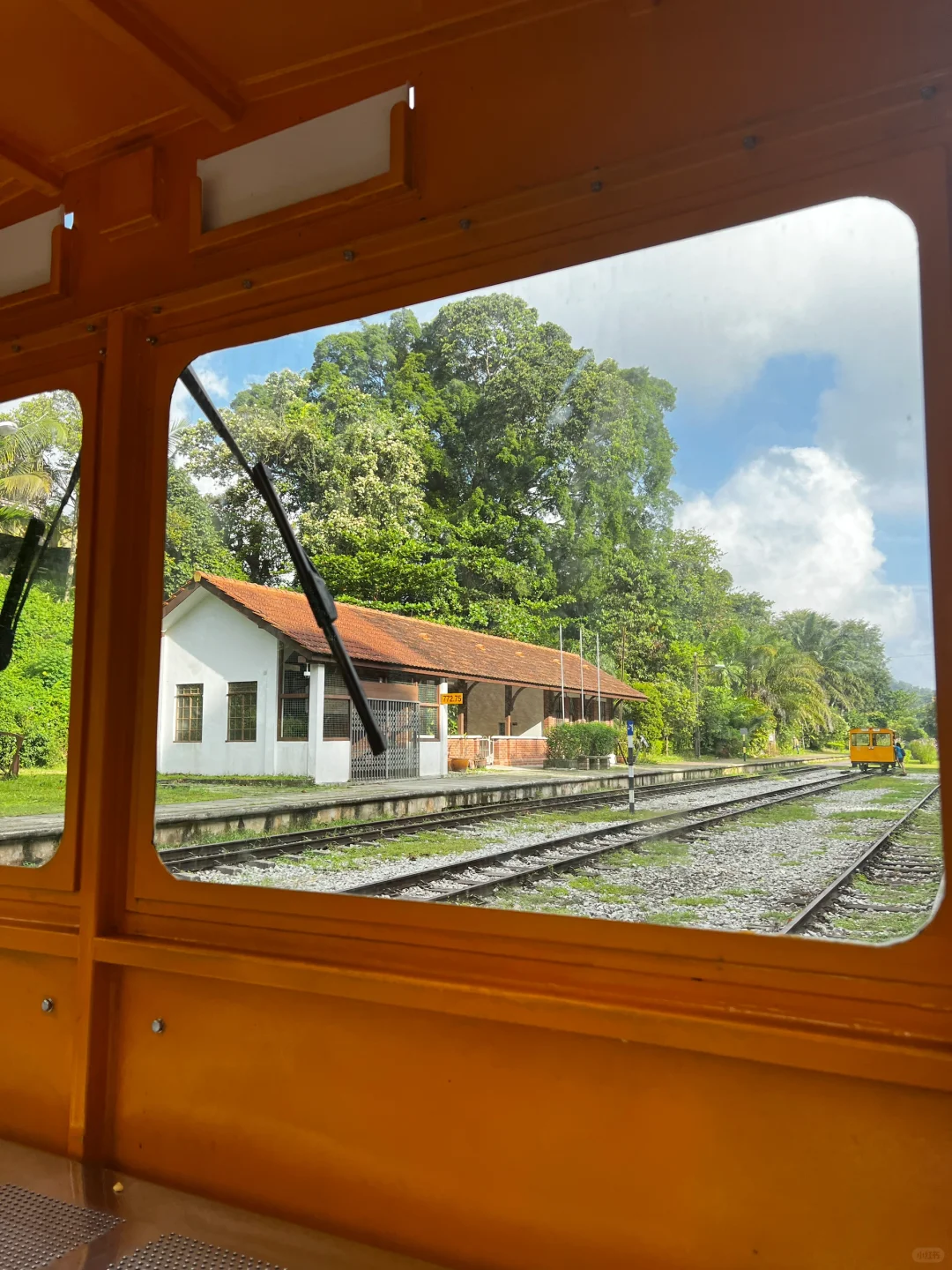 Singapore-One-hour outdoor hiking route at the old Bukit Timah Railway Station