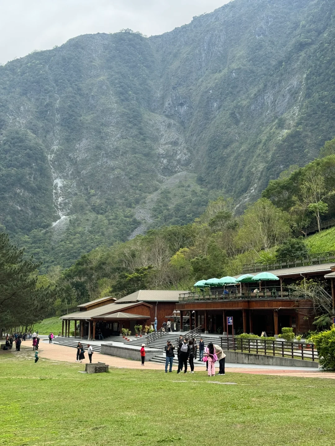 Taiwan-Beautiful natural scenery of mountains and streams in Hualien, Taiwan