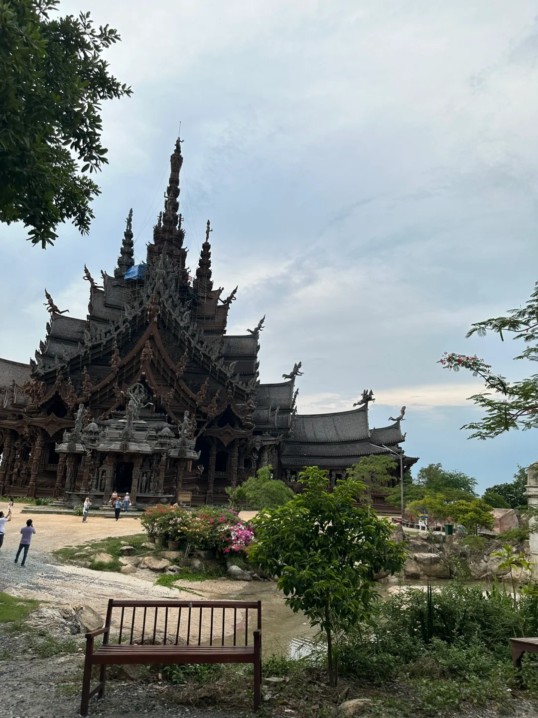 Pattaya-Pattaya Sanctuary of Truth - A temple that will never be completed