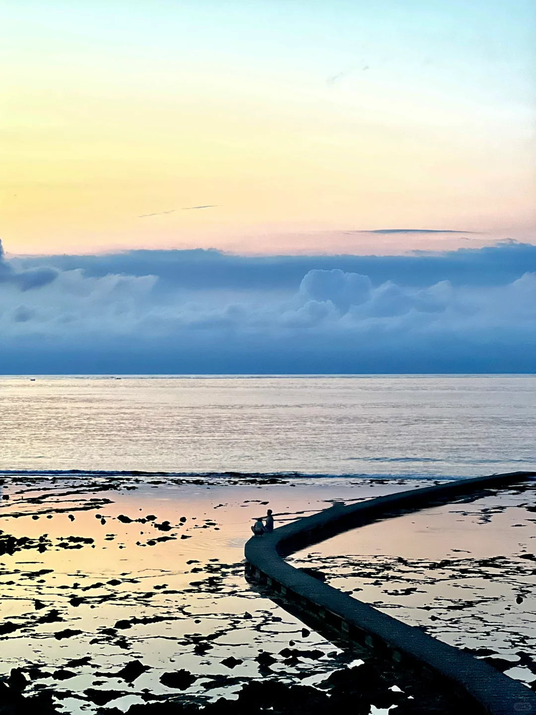 Taiwan-Traveling to Green Island in Taiwan, you will understand the blueness of the Pacific Ocean only after you have seen it