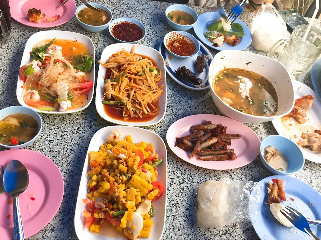 Krabi-I had a Chinese breakfast on the streets of Krabi, Thailand